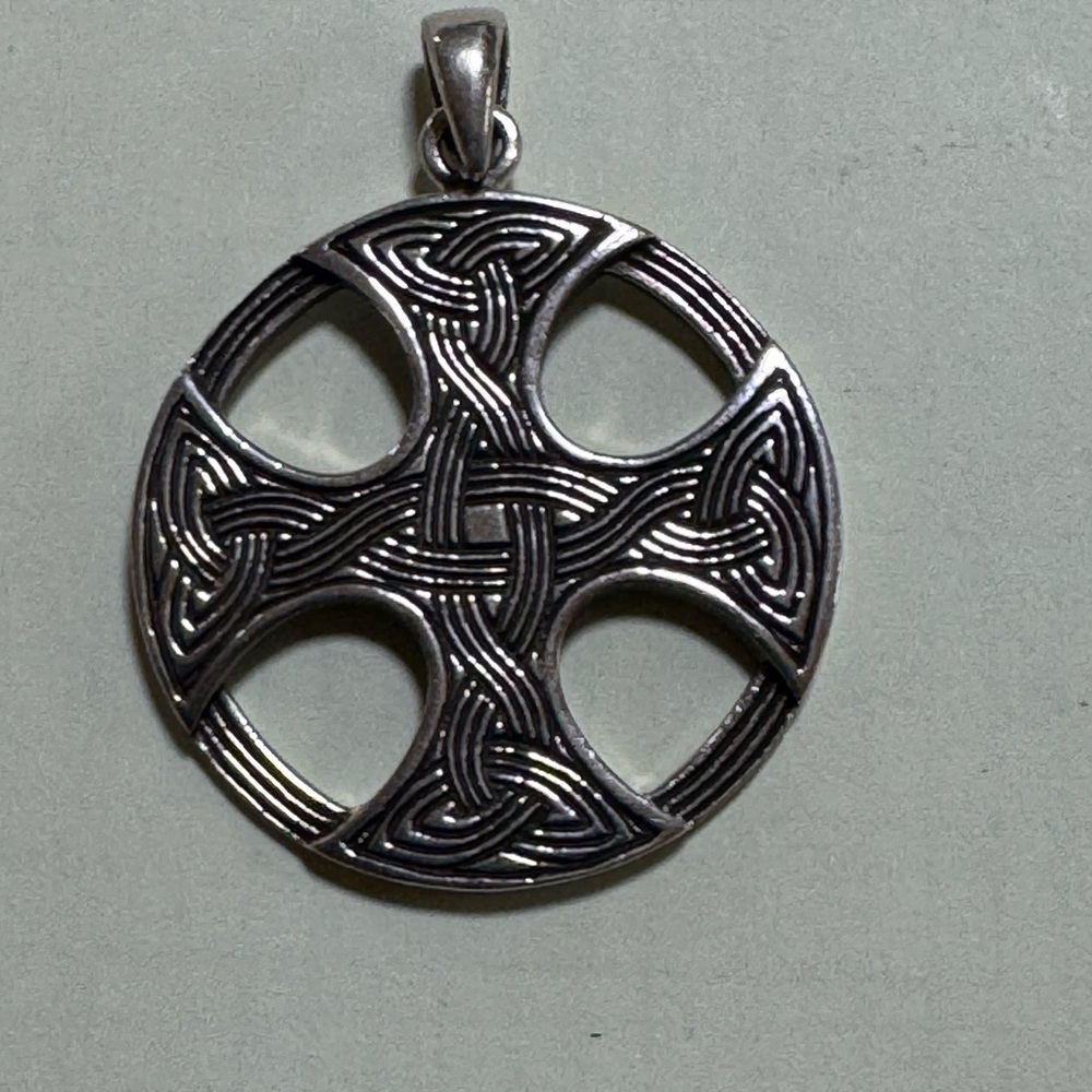 Round Celtic Cross Pendant